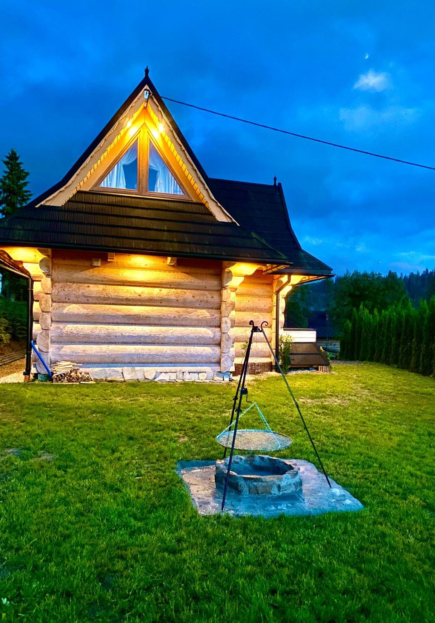 Malowany Domek W Gorach Цихе Екстер'єр фото